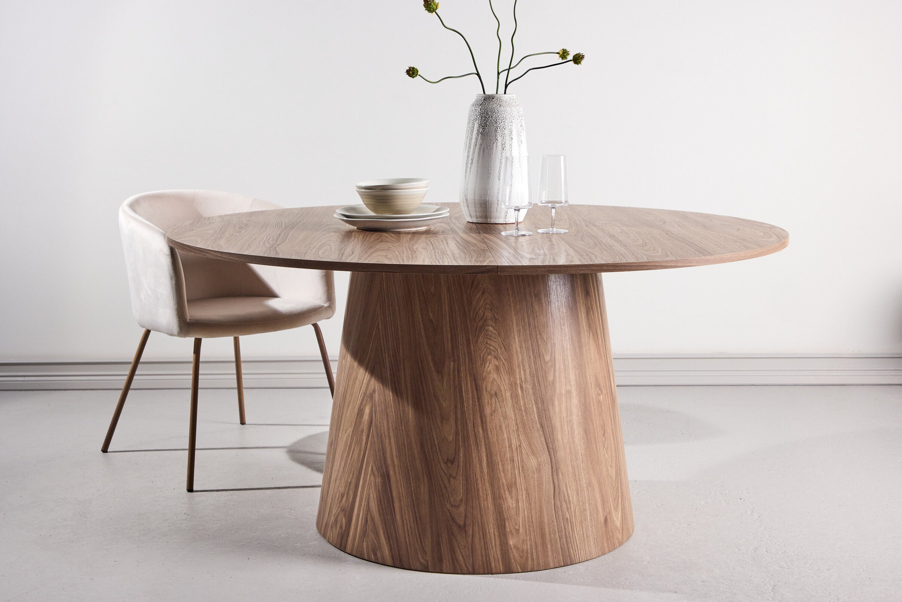 Venture Home Lanzo Rundt Spisebord Ø150 i Natur MDF