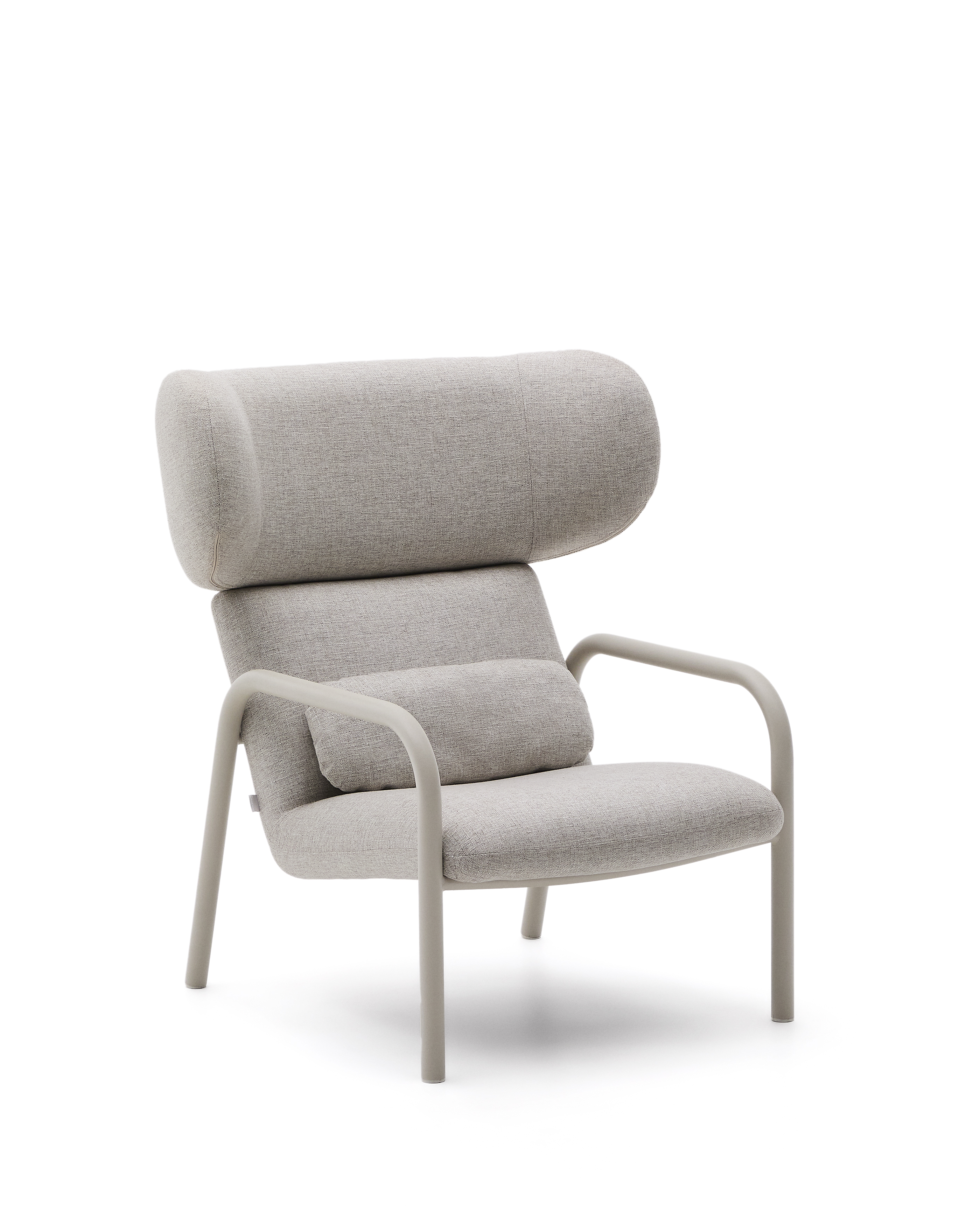 Beige Inari Lænestol med Armlæn - Elegant Design til Dit Hjem