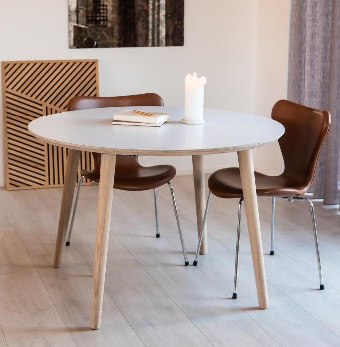 Elegant Hvidt Rundt Spisebord i Laminat – Nordisk Design
