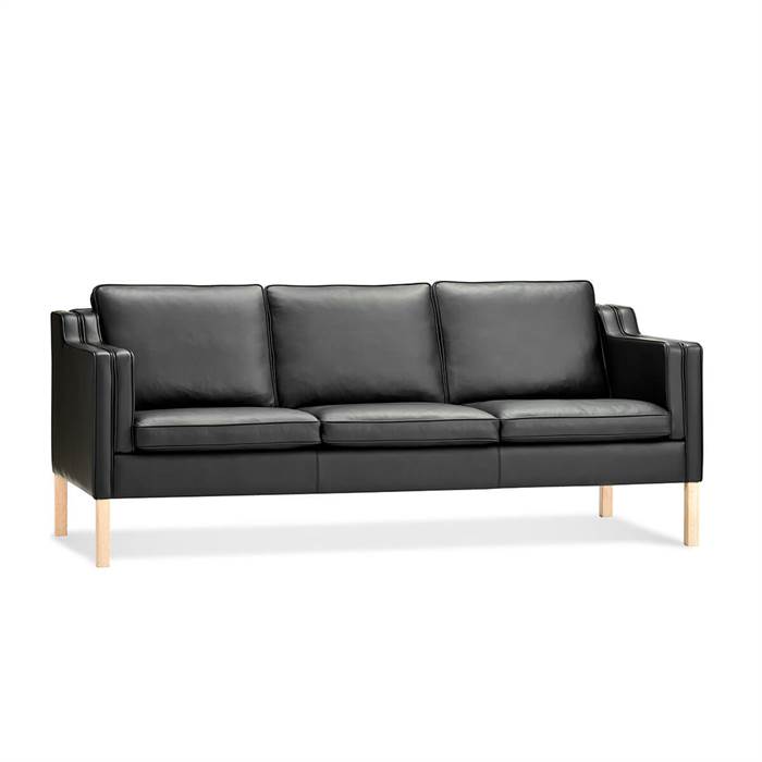 Stouby Eva 3-personers Sofa i Sort Læder – Stilfuld Komfort