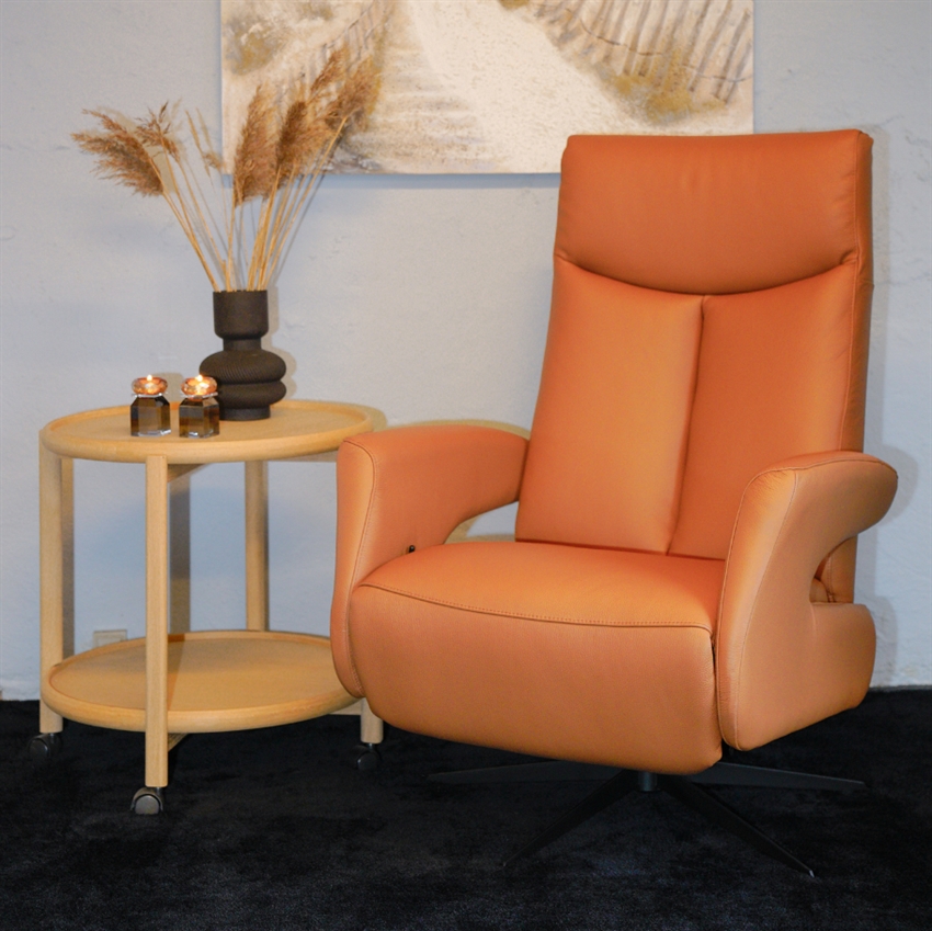 David Indbygget Fodskammel Cognac Soleda Læder Nordic Design Lænestol