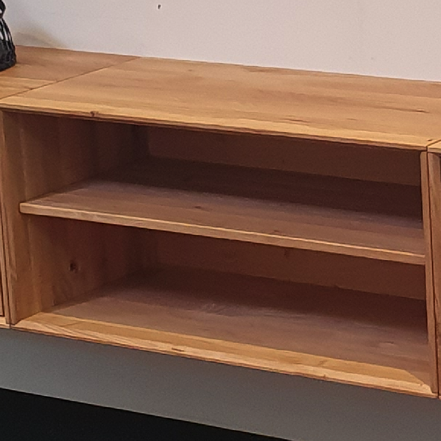 Heimdal Snedker Med Hylde Massiv Egetræ Bianco Lys Olie Fra Væghængt 43x90x42 Organic Sleep Reol