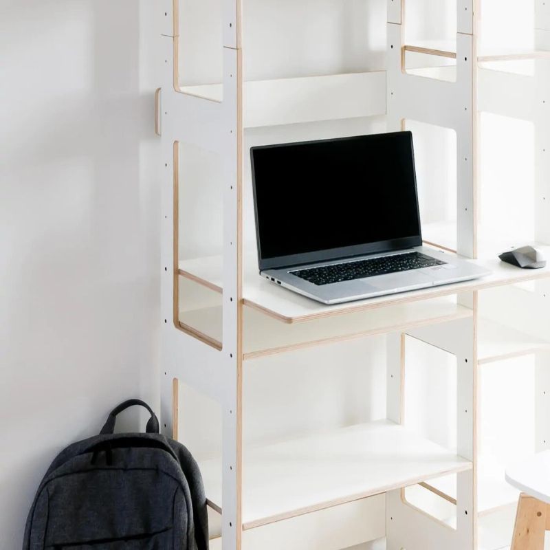 Hvid Lift Med Skrivebord Fire Farver Radis Reol