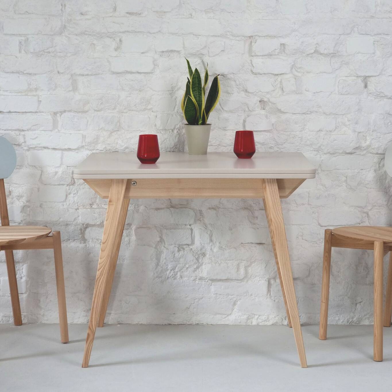 Konvolut Udtrækbart 90x65cm Brun Beige Ragaba Spisebord